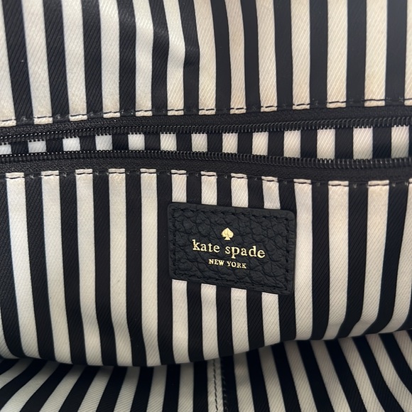 Kate Spade Tote - Picture 4 of 8